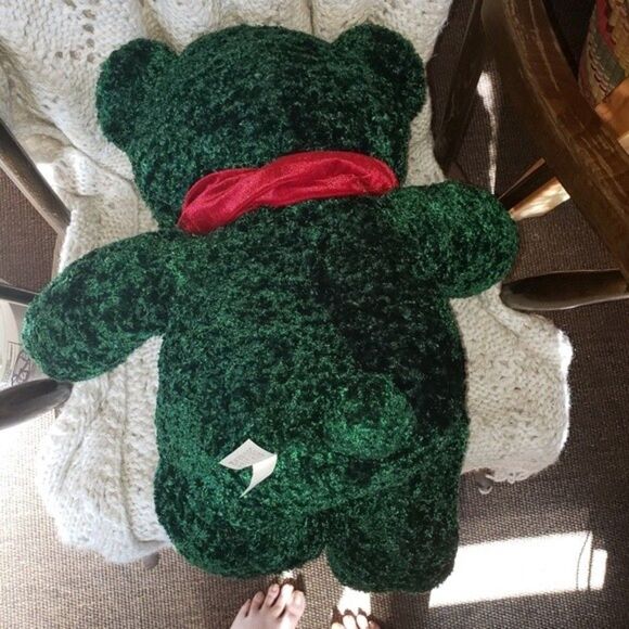GREEN PLUS Christmas Bear - Picture 4 of 6